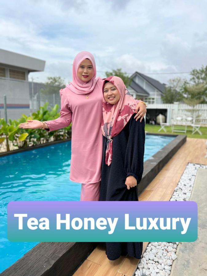Tea Honey Luxury Villa Malacca Exterior photo